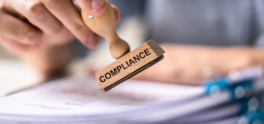 cross-border-compliance:-how-to-legally-pay-international-freelancers